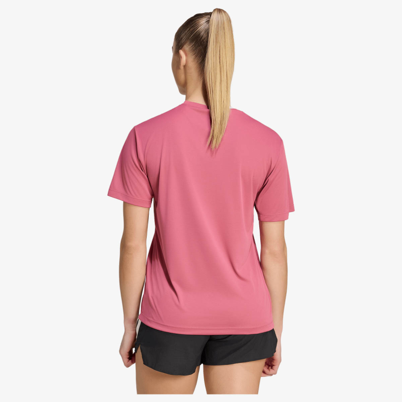 RUN ESS TEE W 