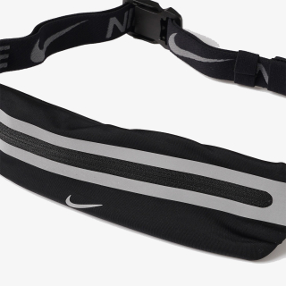 NIKE SLIM WAISTPACK 4.0 BLACK/BLACK/SILV 
