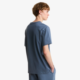 ESSENTIAL CENTER LOGO RELAXED SHORT 