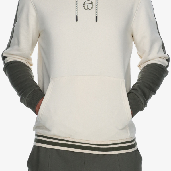 Sergio Tacchini Loggo 
