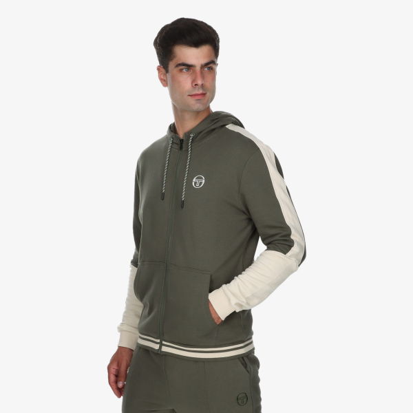 Sergio Tacchini Loggo 