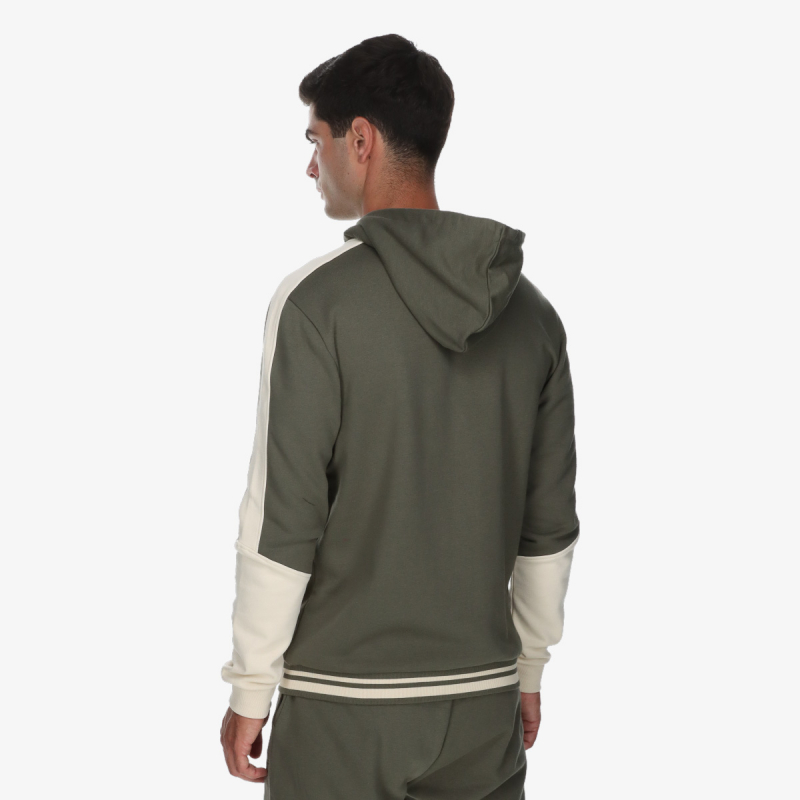 Sergio Tacchini Loggo 