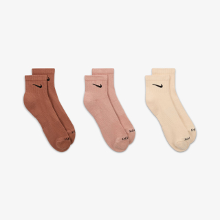 Nike Everyday Plus 