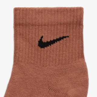 Nike Everyday Plus 