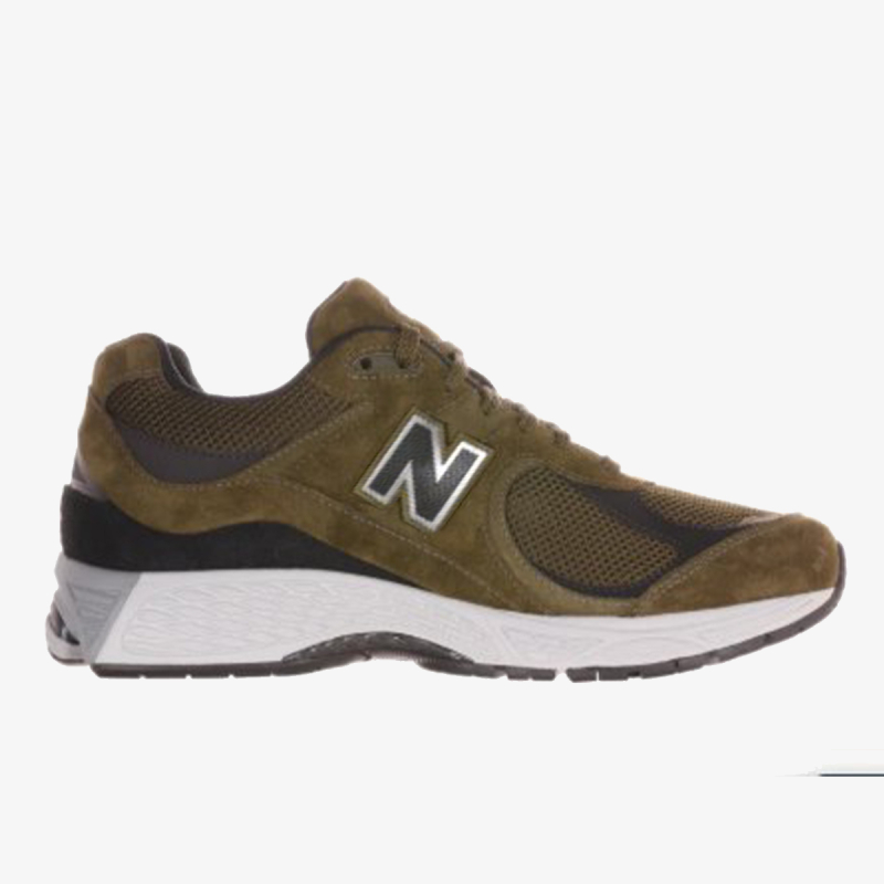 New Balance 2002R 