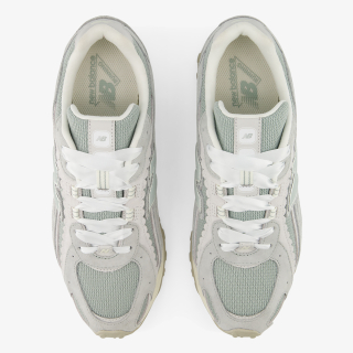 New Balance 204L 