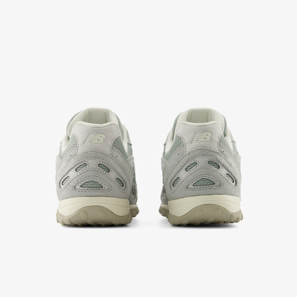 New Balance 204L 
