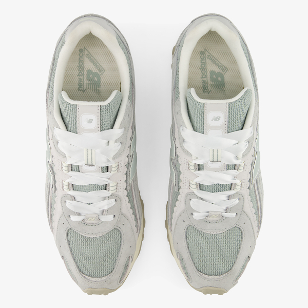 New Balance 204L 