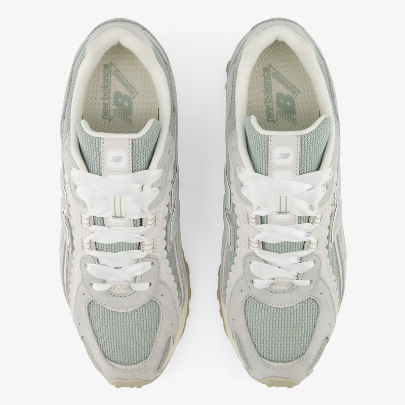 New Balance 204L 
