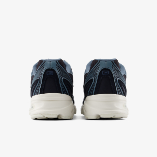 New Balance 740 