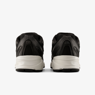 New Balance 740 