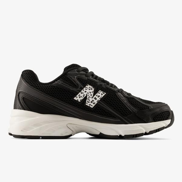 New Balance 740 