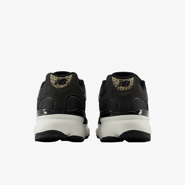 New Balance 603 
