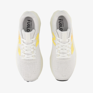 New Balance W FC PROPEL 