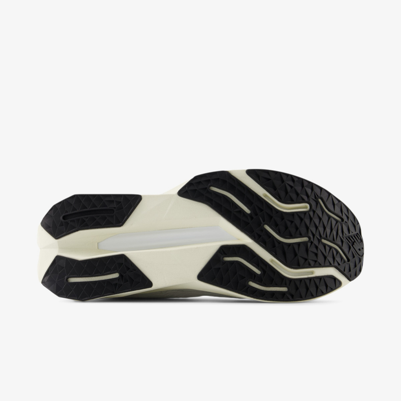 New Balance W FC PROPEL 