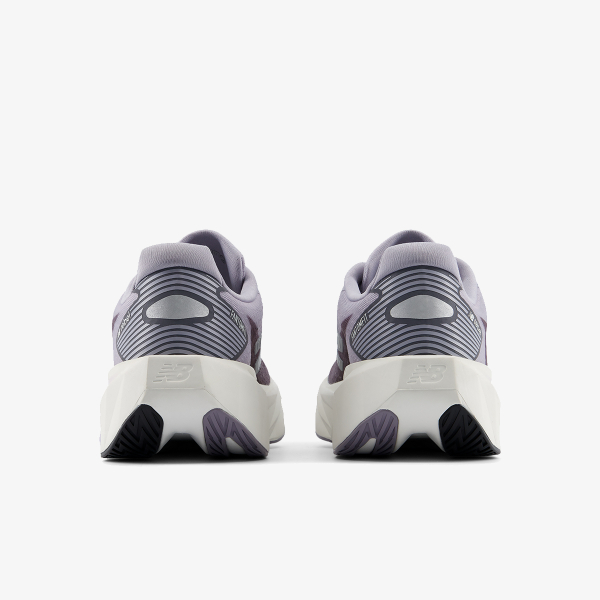 New Balance FCX 