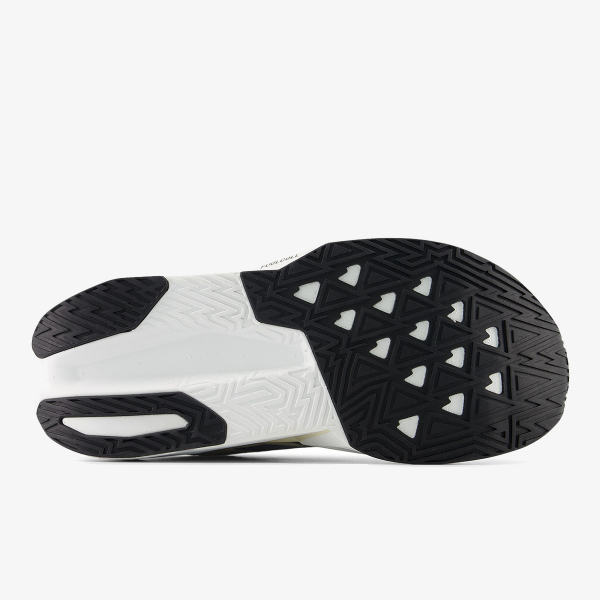 New Balance FuelCell Rebel v5 